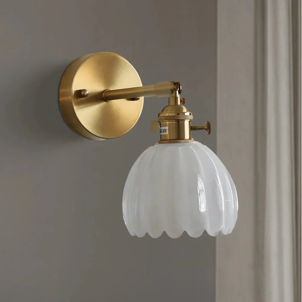 Applique da Parete in Vetro a Tulipano in Ottone Vintage 1 Luce