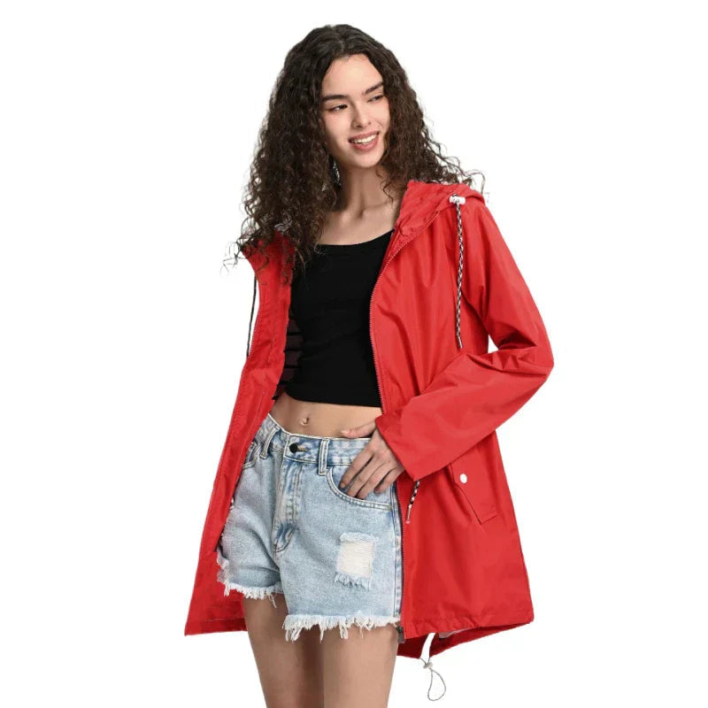 Giacca Impermeabile Leggera – Protezione Versatile per l'Esterno