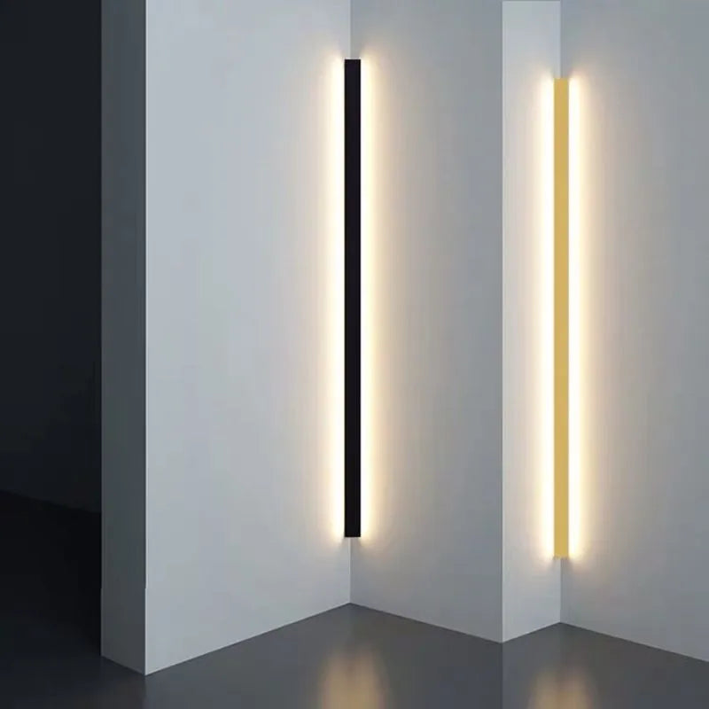 Lampada da Parete Lineare Minimalista Gravo in Metallo, Oro/Nero/Bianco