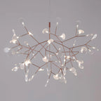 Lampadario in Acrilico a Petali di Rosa Modish