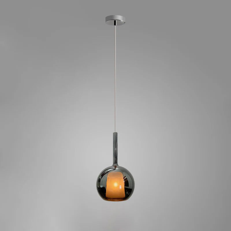 Lampada a sospensione in vetro sferico minimalista