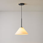 Lampada a sospensione a cono in vetro trasparente per cucina