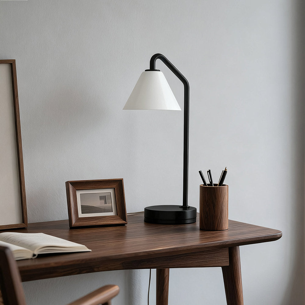 Lampada da Tavolo Cone Moderna in Vetro Latte