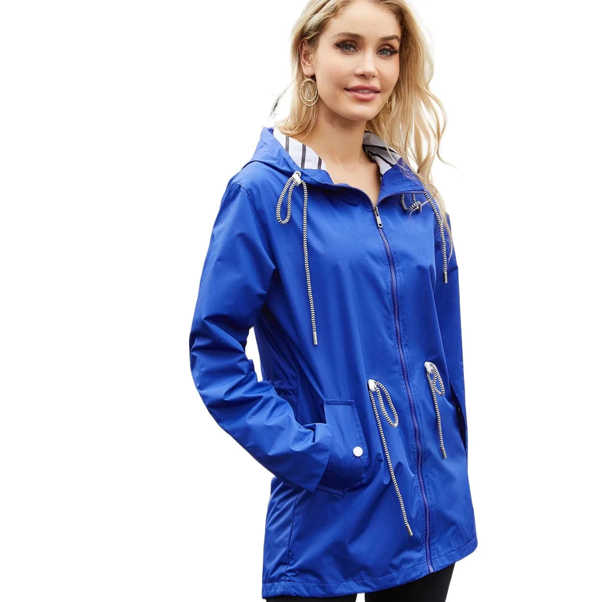 Giacca Impermeabile Leggera – Protezione Versatile per l'Esterno