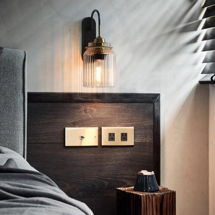Lampada da Parete Vintage con Paralume in Vetro Rigato