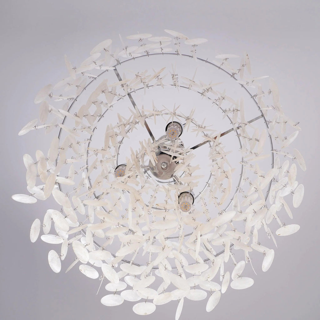 Lampadario Moderno a Forma di Conchiglia