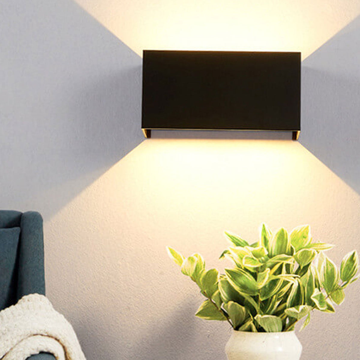 Moderna Applique da Esterno Impermeabile Rectangolare LED Illuminata Su e Giù