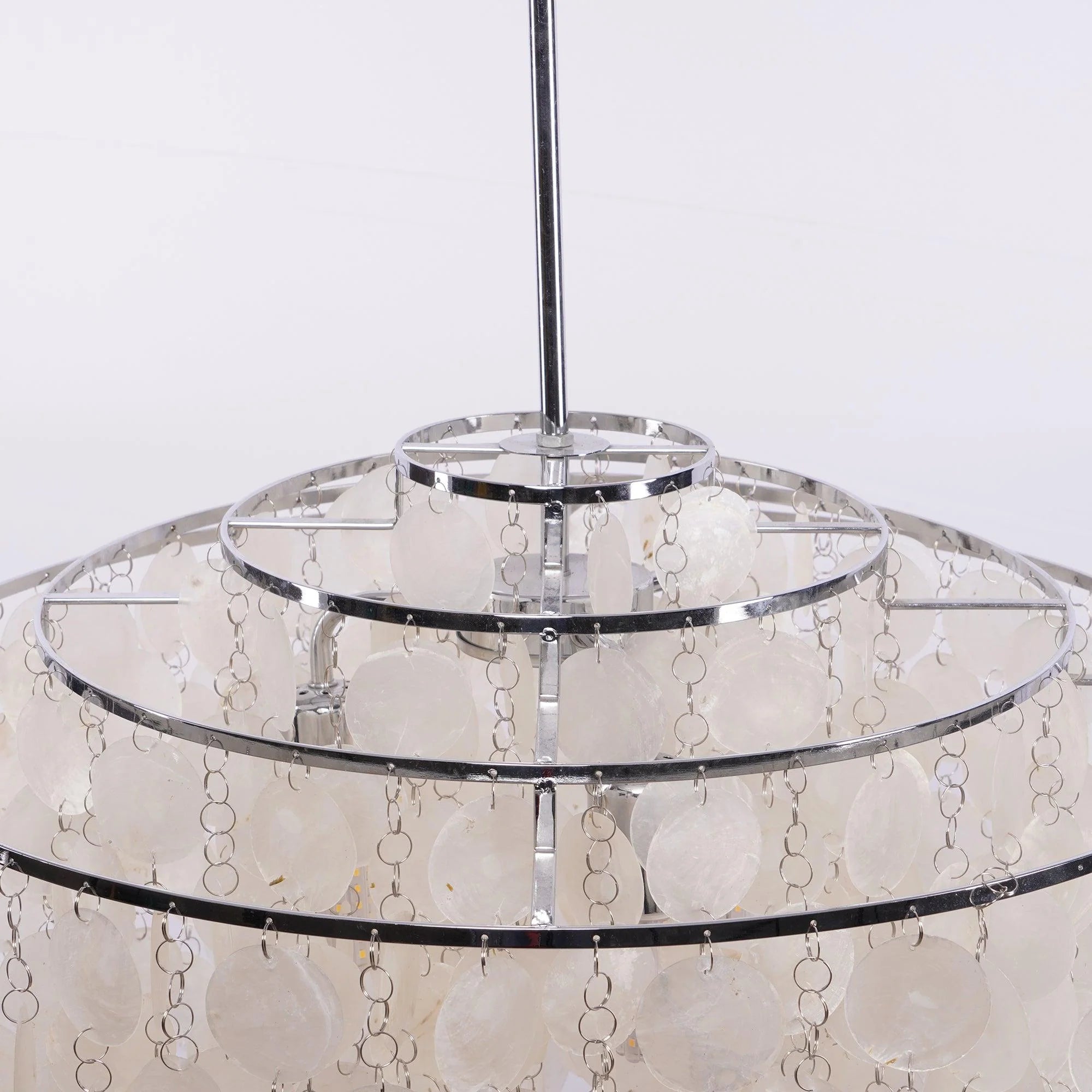Lampadario Moderno a Forma di Conchiglia