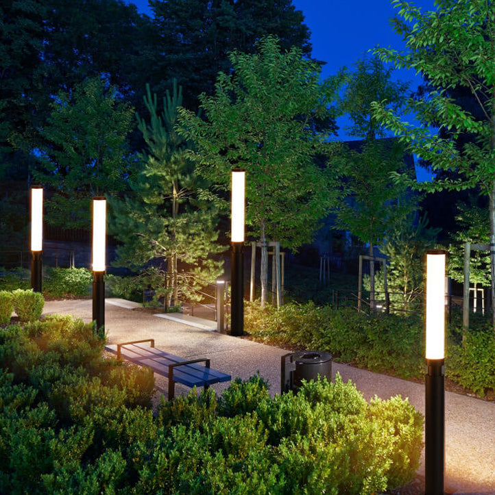 Design di Lampada da Terra LED Moderna Minimalista in Acrilico e Alluminio per Esterni