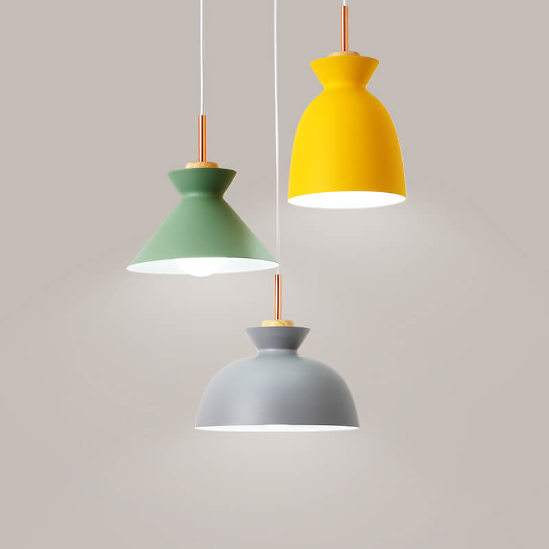 Lampadario Pendente Moderno in Legno di Quercia Nordico con Campana in Ferro per Soggiorno