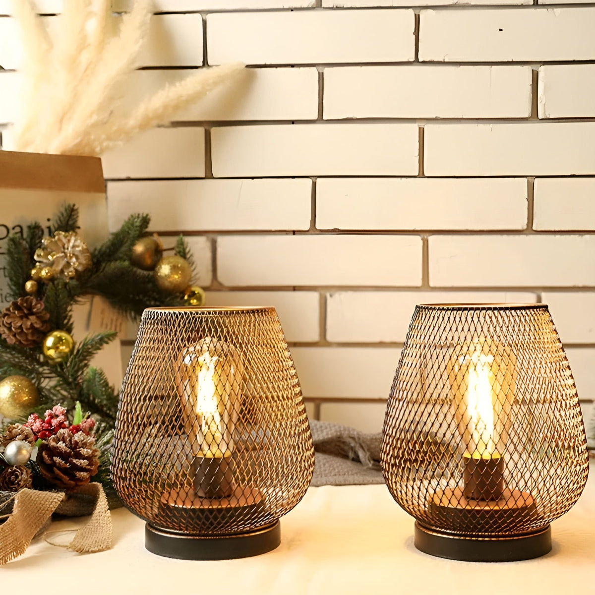 Lampada CageLuxe - Lampada da tavolo LED in metallo a gabbia senza fili