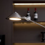 Lampada da scrivania nera regolabile