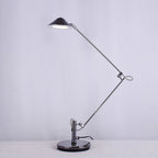 Lampada da scrivania nera regolabile