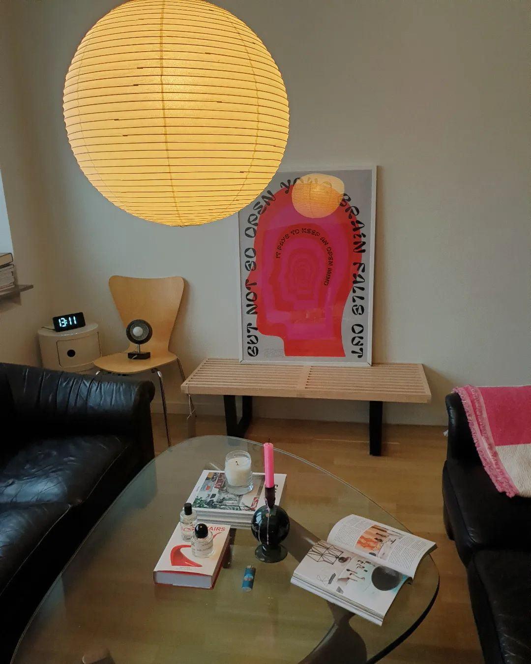 Lampada a sospensione in carta ispirata al Giappone con luce ambientale soffusa