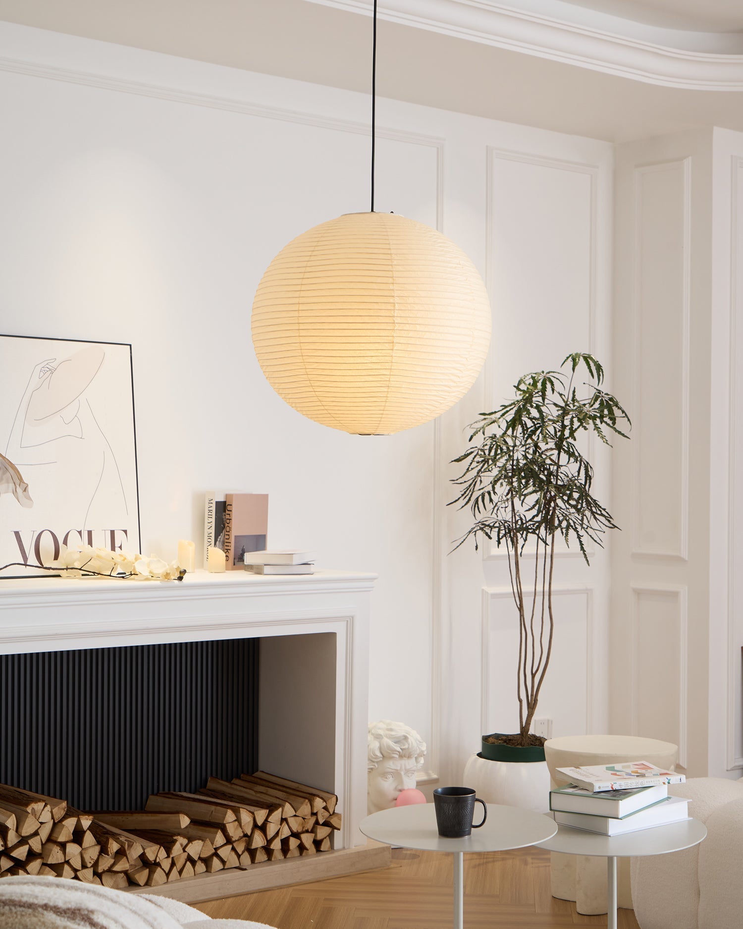 Lampada a sospensione in carta ispirata al Giappone con luce ambientale soffusa
