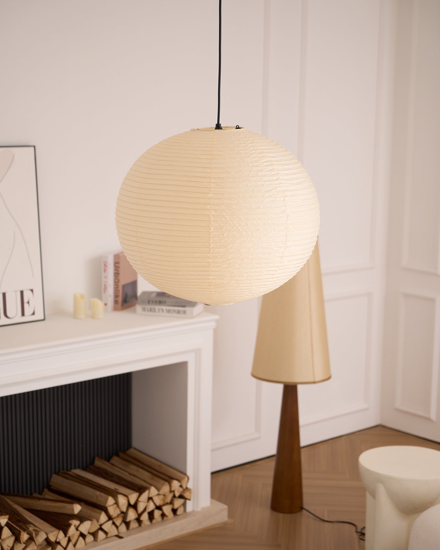 Lampada a sospensione in carta ispirata al Giappone con luce ambientale soffusa