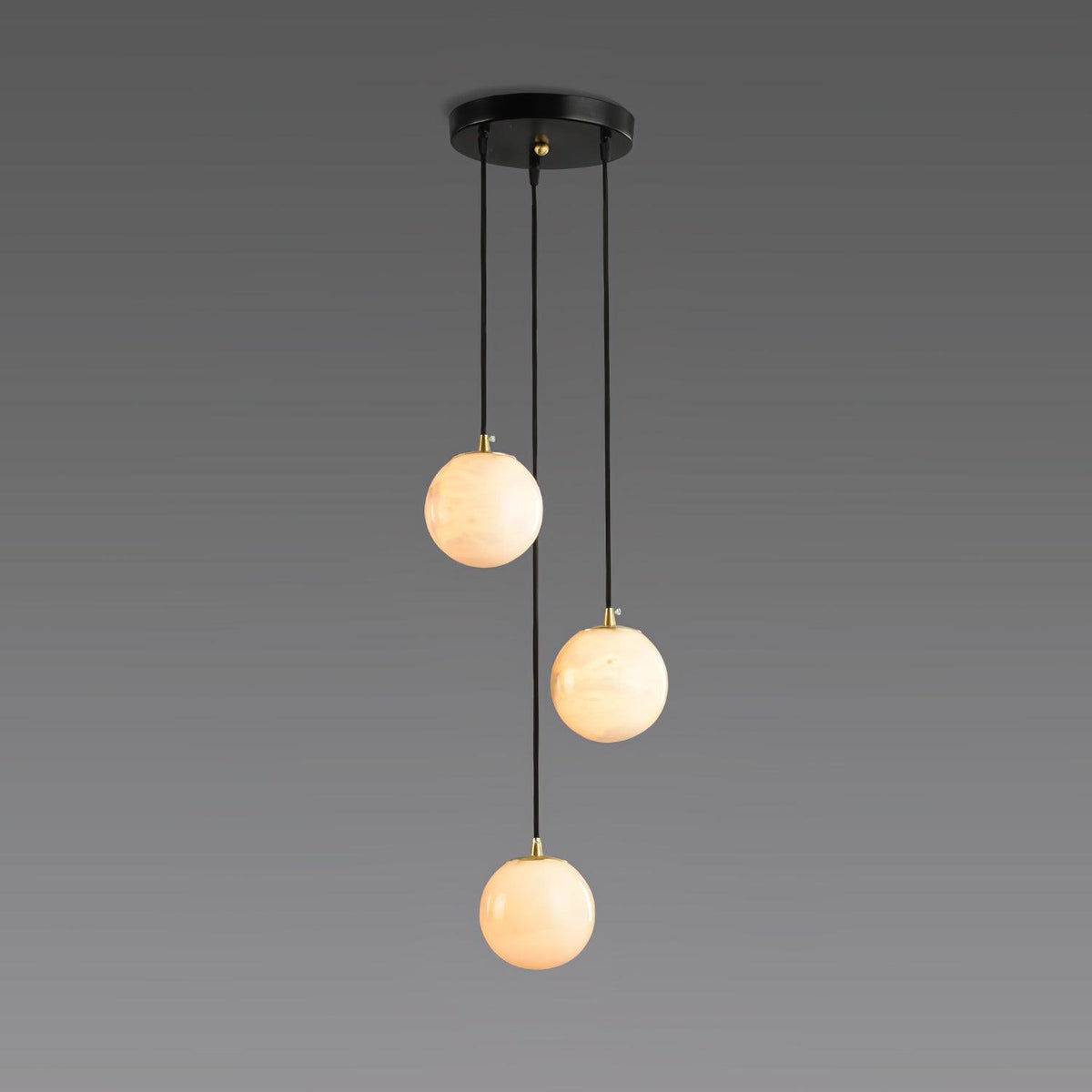 Lampadario a Cluster di Sfere in Alabastro