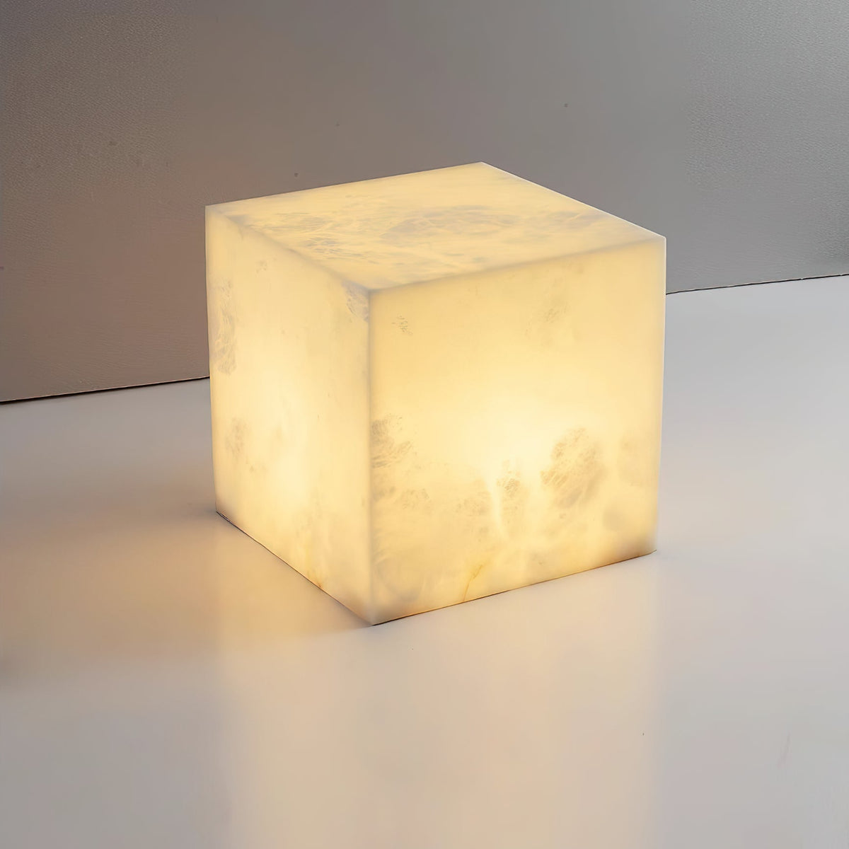 Lampada da Tavolo Cubica in Alabastro