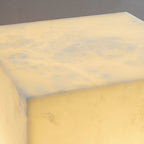 Lampada da Tavolo Cubica in Alabastro