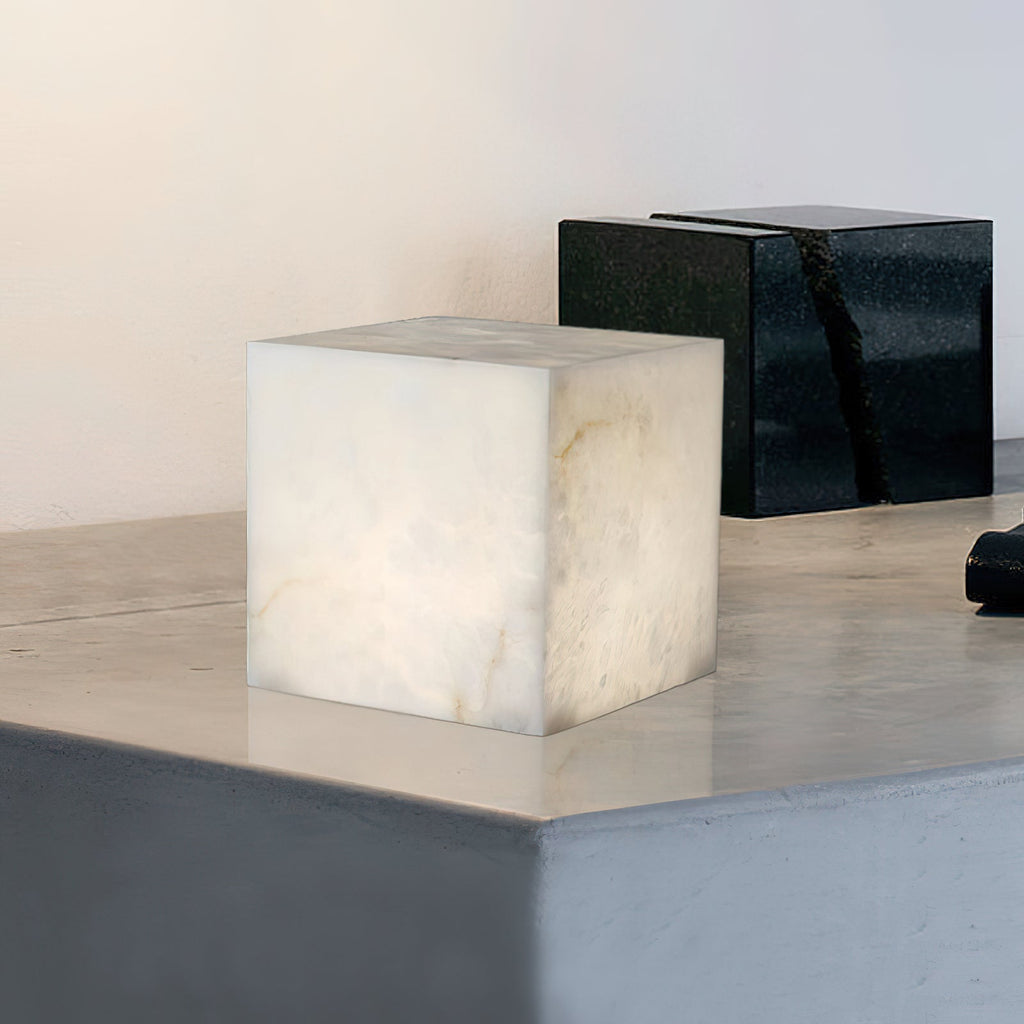 Lampada da Tavolo Cubica in Alabastro