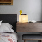 Lampada da Tavolo Cubica in Alabastro
