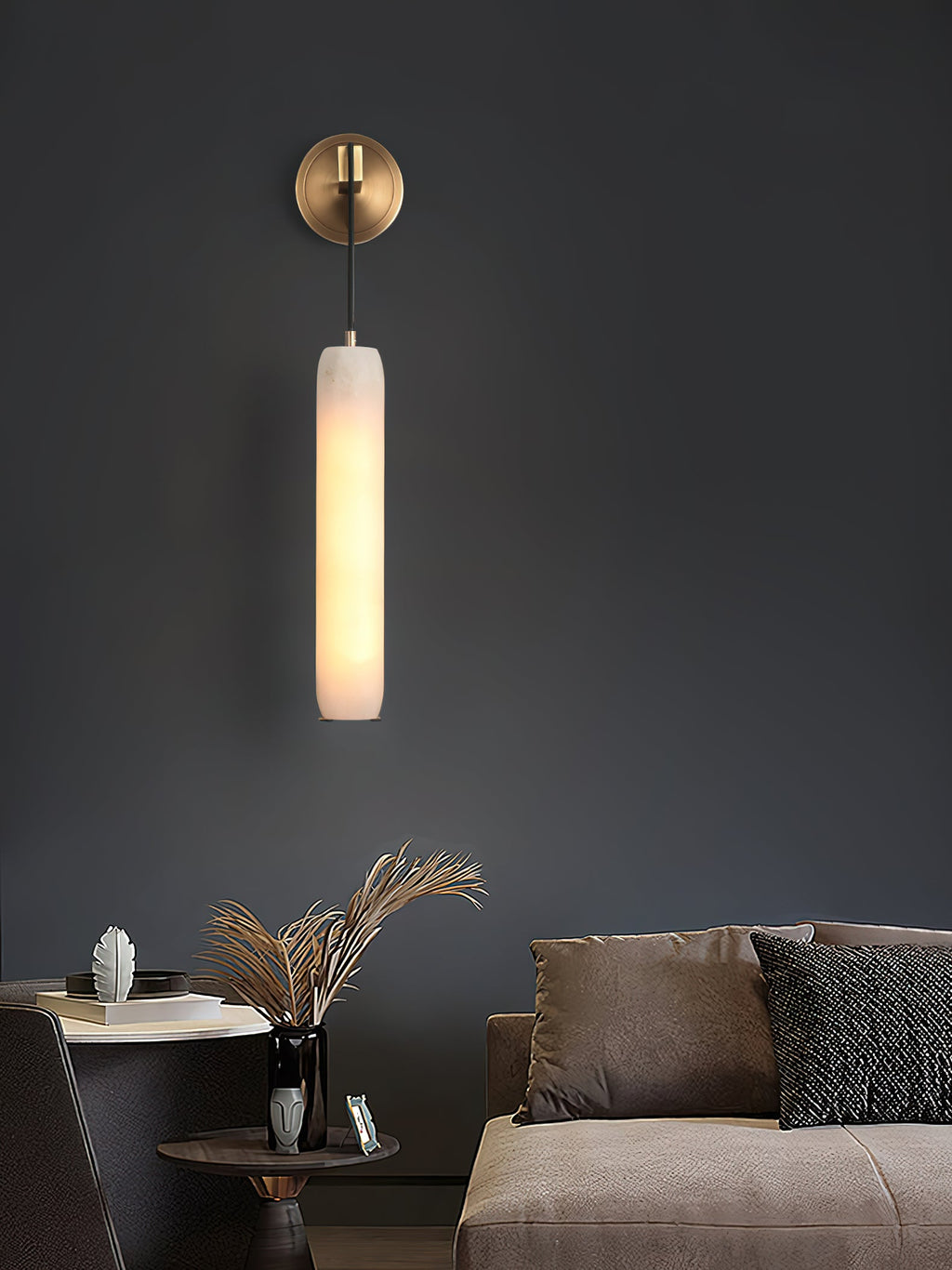 Lampada da parete a flauto in alabastro
