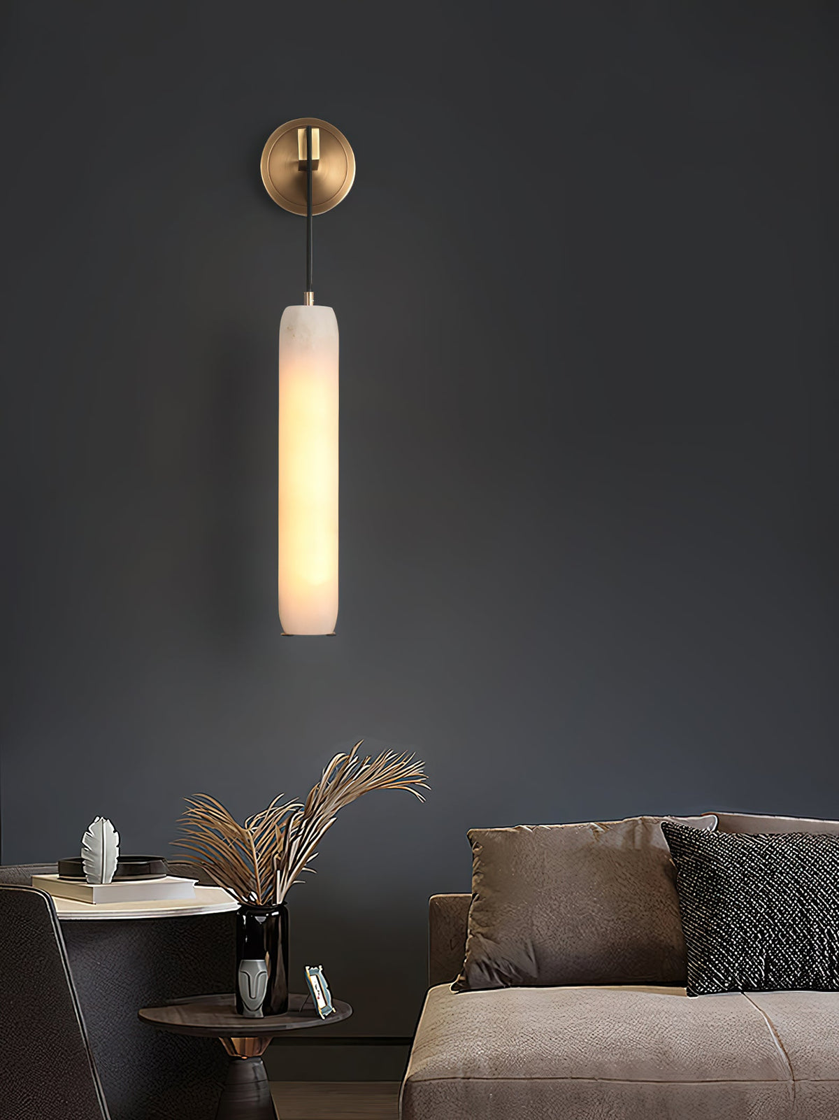Lampada da parete a flauto in alabastro
