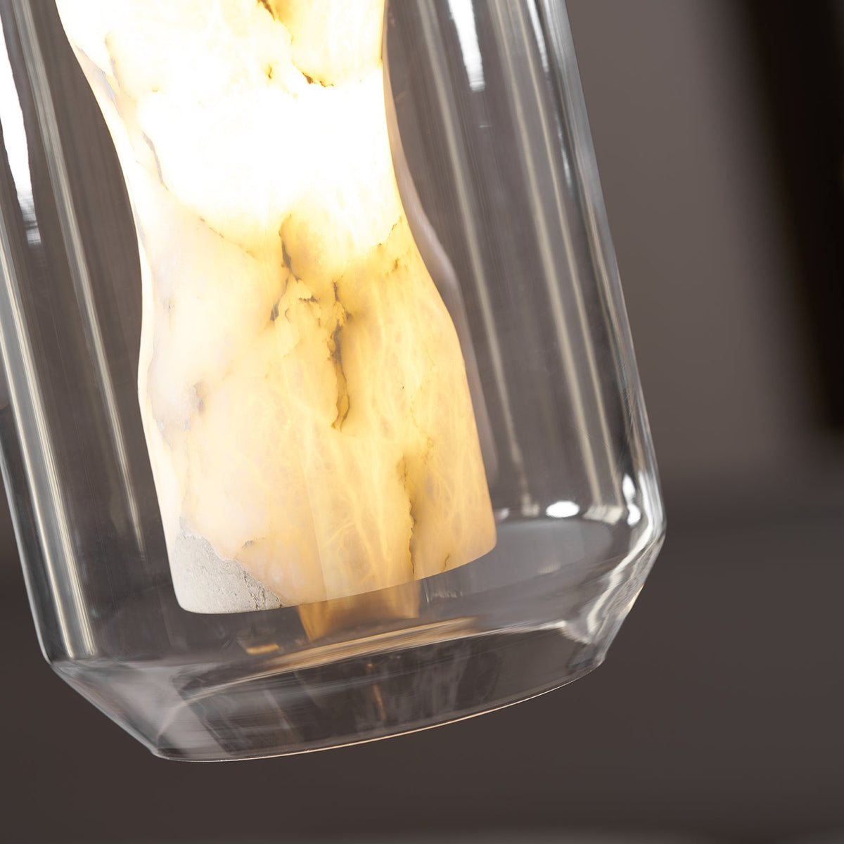 Lampada a sospensione cilindrica in vetro alabastrino