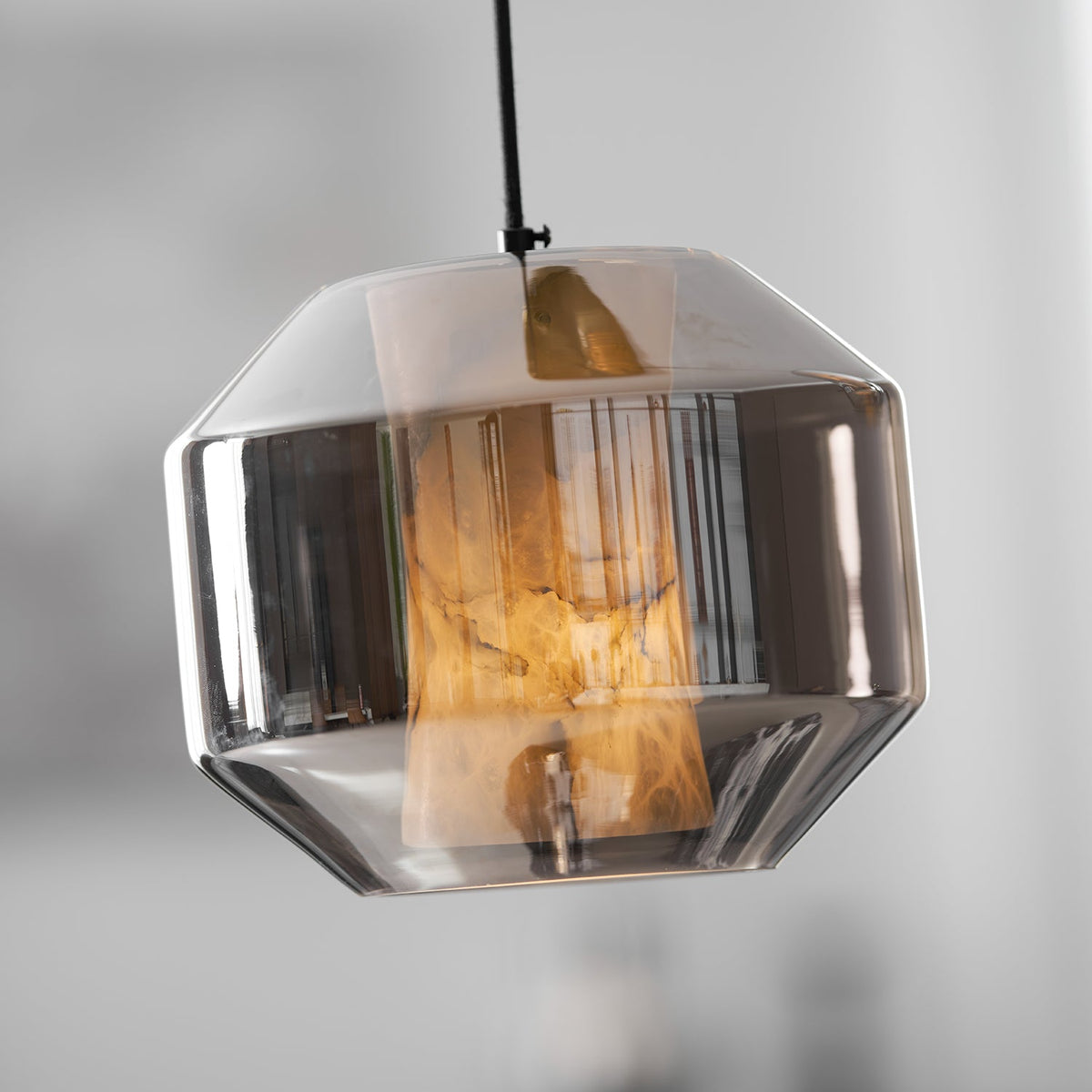 Lampada a sospensione cilindrica in vetro alabastrino