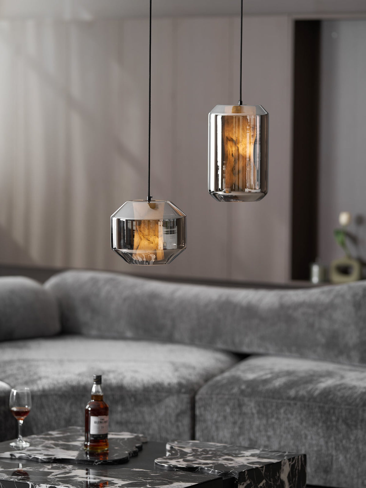 Lampada a sospensione cilindrica in vetro alabastrino