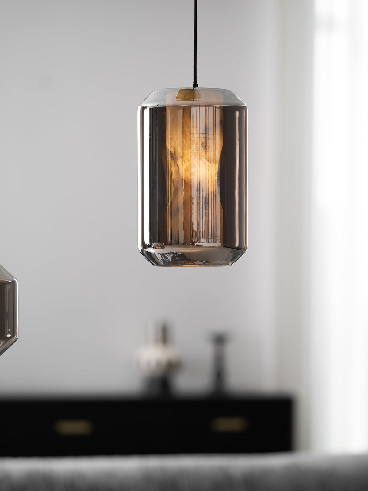 Lampada a sospensione cilindrica in vetro alabastrino