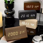Futura Orologio Sveglia Effetto Legno LED Con Tre Allarmi Indicatore di Temperatura Luminosità Regolabile