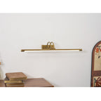 Lampada da Parete Ricaricabile Alton in Ottone