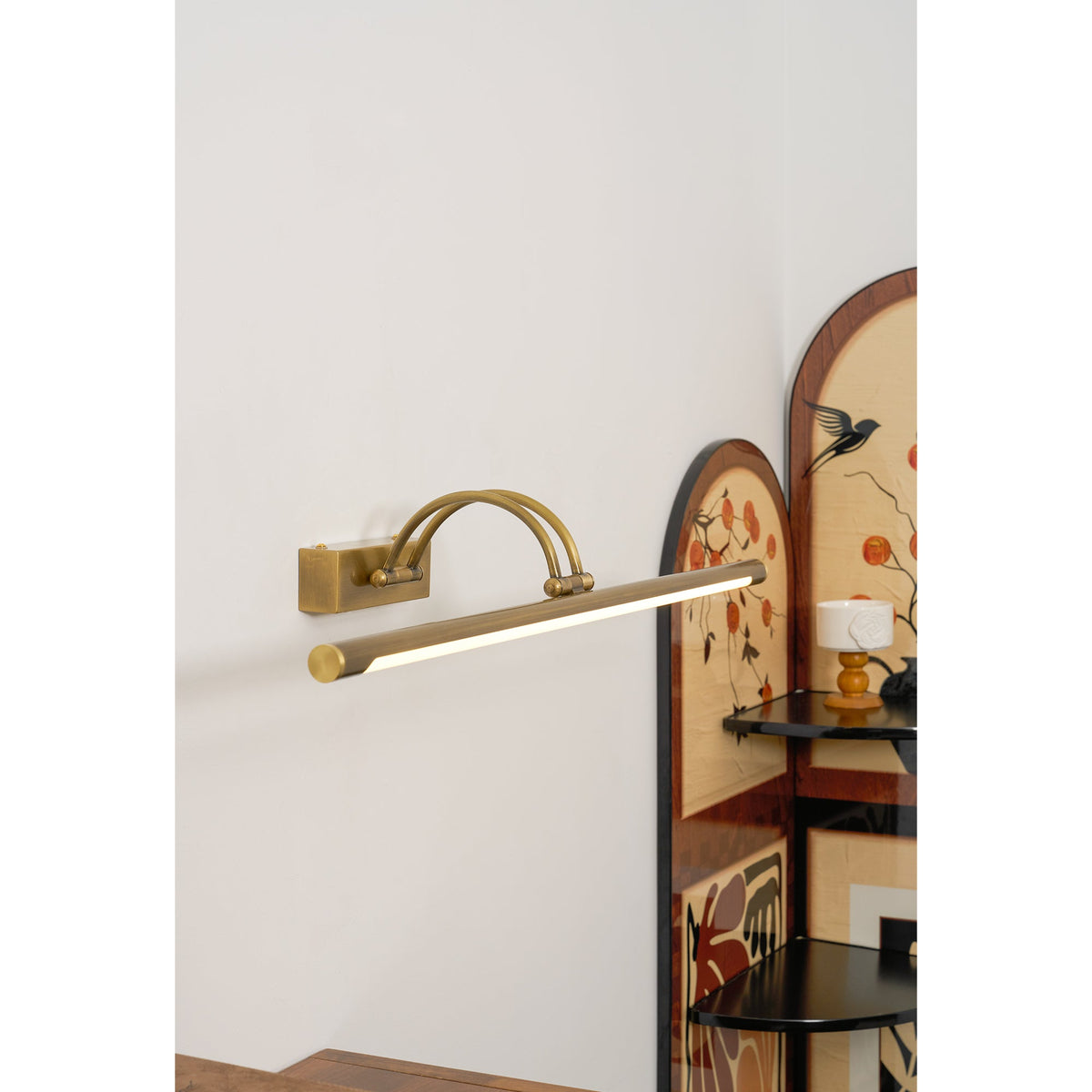 Lampada da Parete Ricaricabile Alton in Ottone