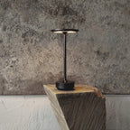 Luminous | Elegante lampada da tavolo