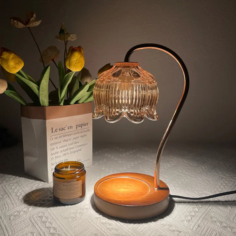 GlowStone - Elegante lampada da tavolo con design unico in vetro per un arredamento elegante