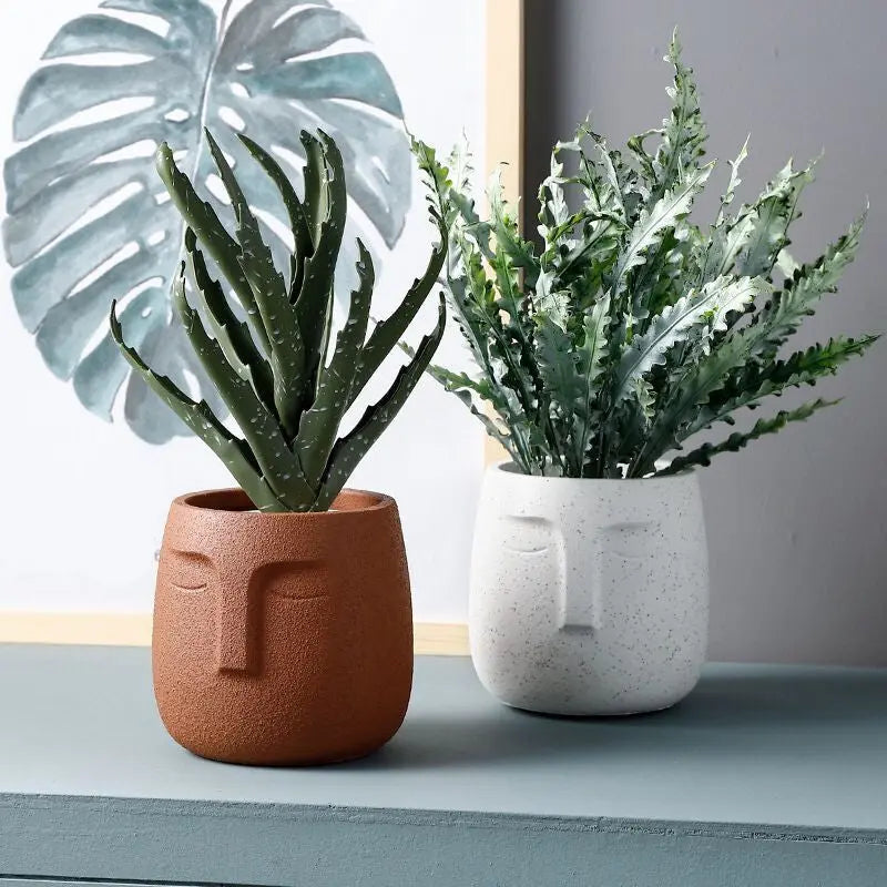 Vaso per Piante con Volto Sculptato Amra