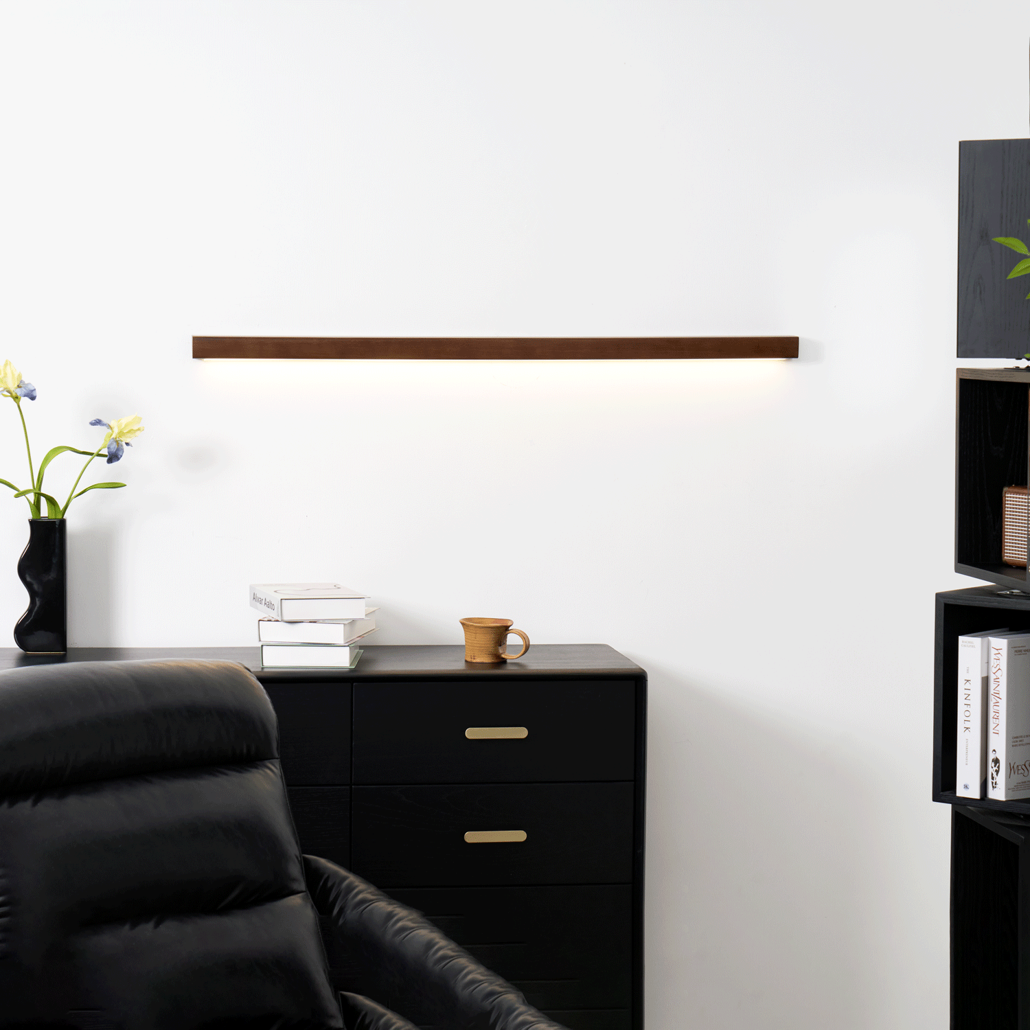 Lustra Applique Lineare in Legno Minimalista LED