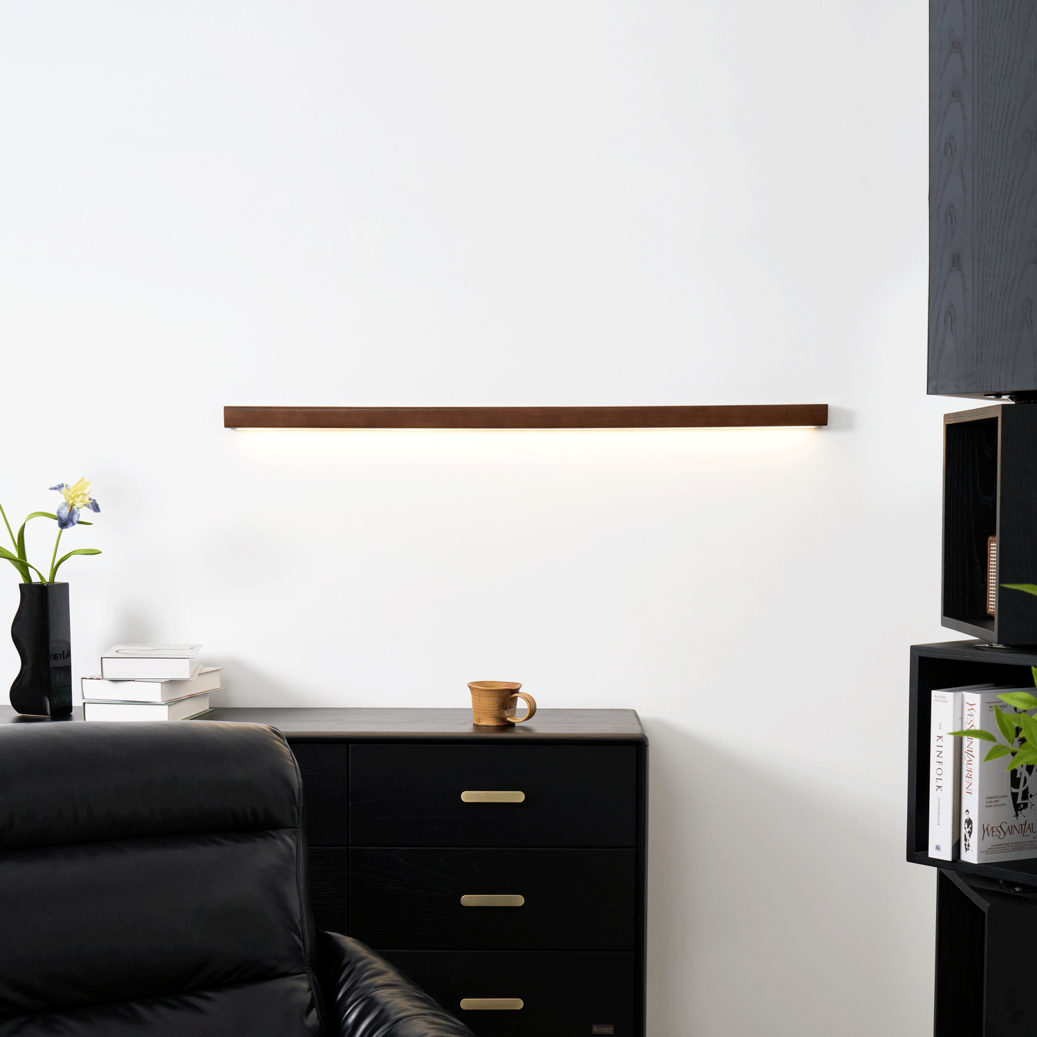 Lustra Applique Lineare in Legno Minimalista LED