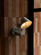 Applique da parete Brady Rocker Arm Plug-in