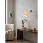Lampada da Parete con Braccio Articolato Costanza