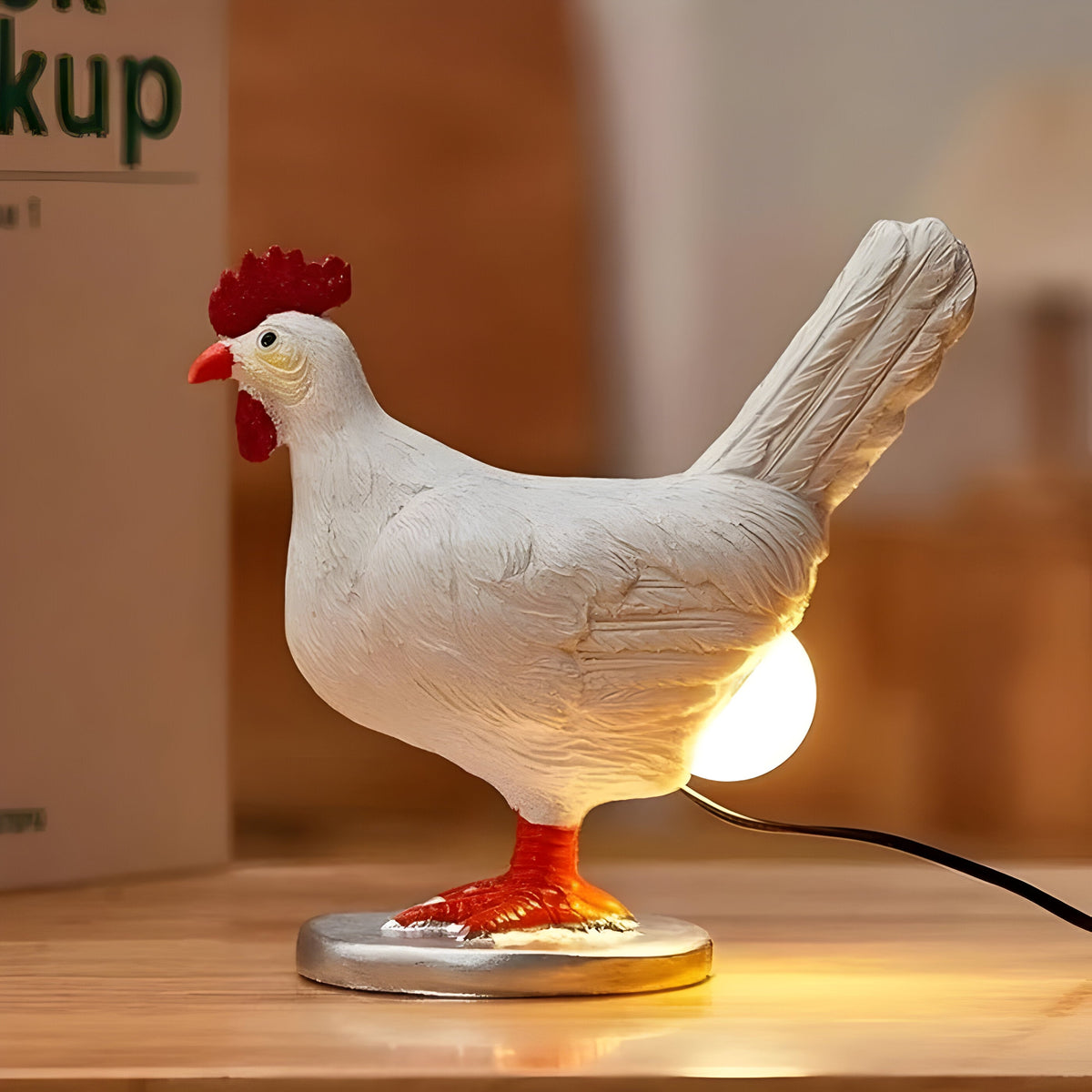 ChickGlow Luce – LED Notturna da Tavolo a Forma di Gallina