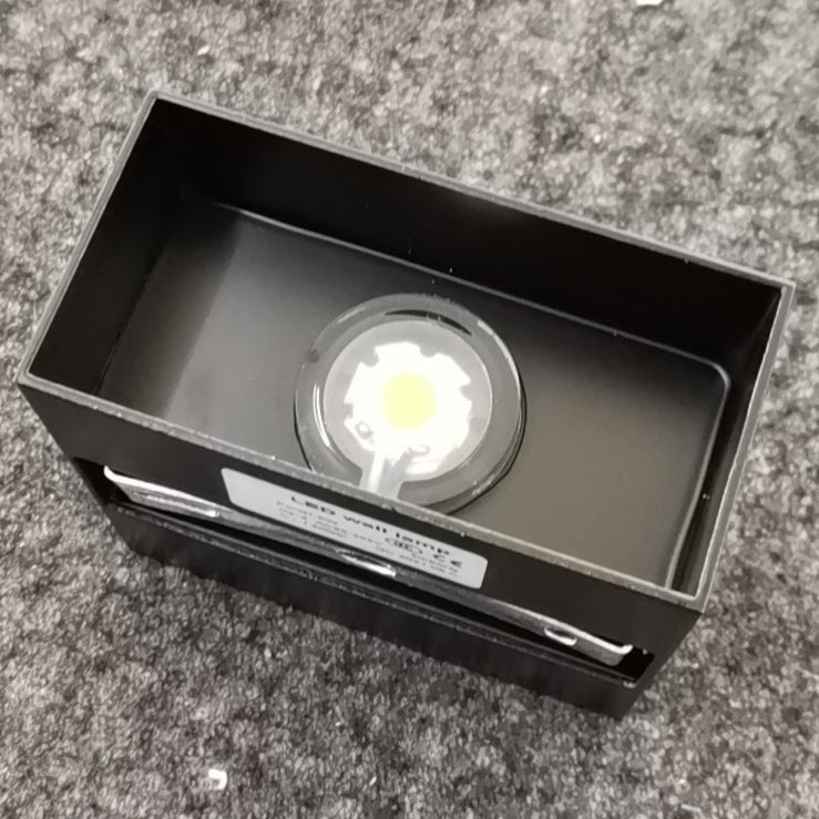 Lampada da Parete LED Impermeabile in Alluminio Cubo Piccolo Moderno Minimalista per Soggiorno