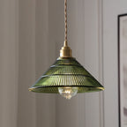 Lampada a Sospensione Contemporanea Nordic Forma Cappello Strisce Vetro Ottone 1 - Luce per Soggiorno