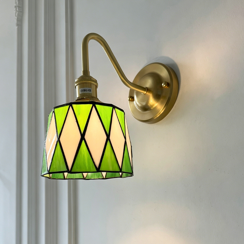Applique a parete Tiffany rotonda tradizionale in vetro di rame con 1 luce per soggiorno