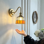 Applique a parete Tiffany rotonda tradizionale in vetro di rame con 1 luce per soggiorno
