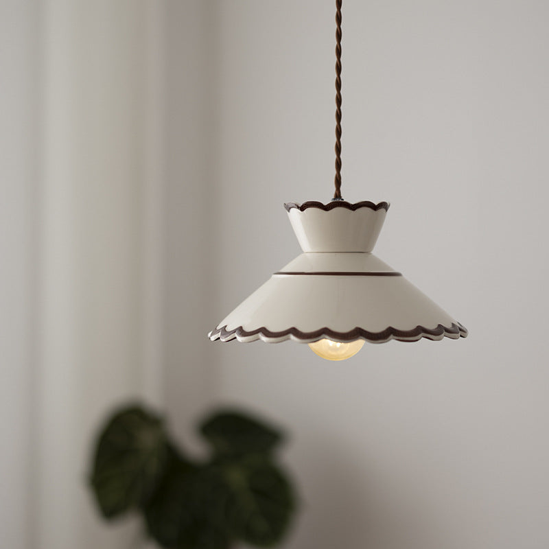 Lampadario Tradizionale in Ceramica e Ferro a Forma di Cono con 1 Luce per Camera da Letto e Soggiorno