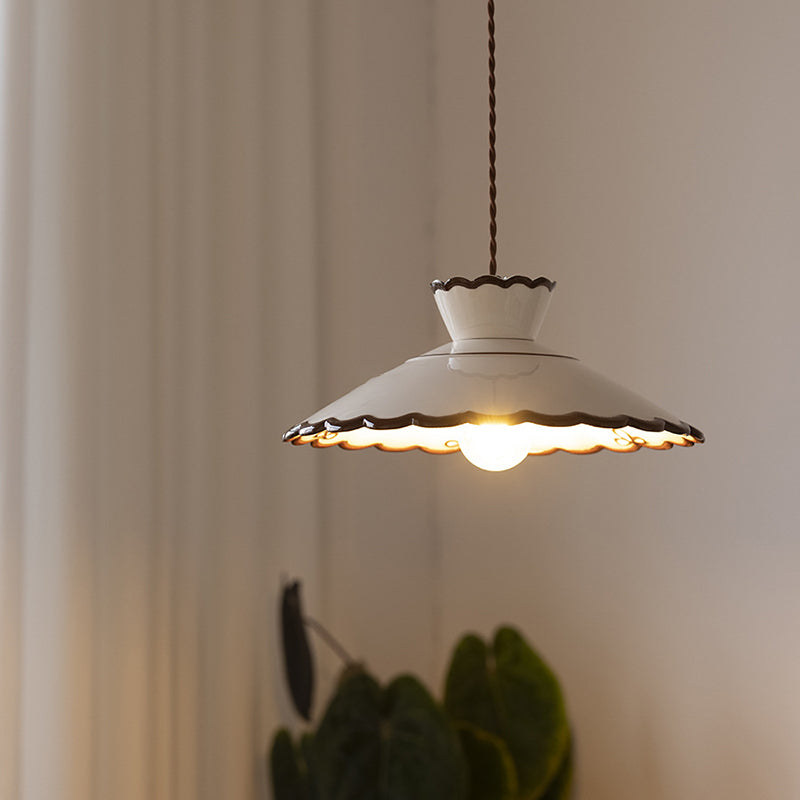 Lampadario Tradizionale in Ceramica e Ferro a Forma di Cono con 1 Luce per Camera da Letto e Soggiorno