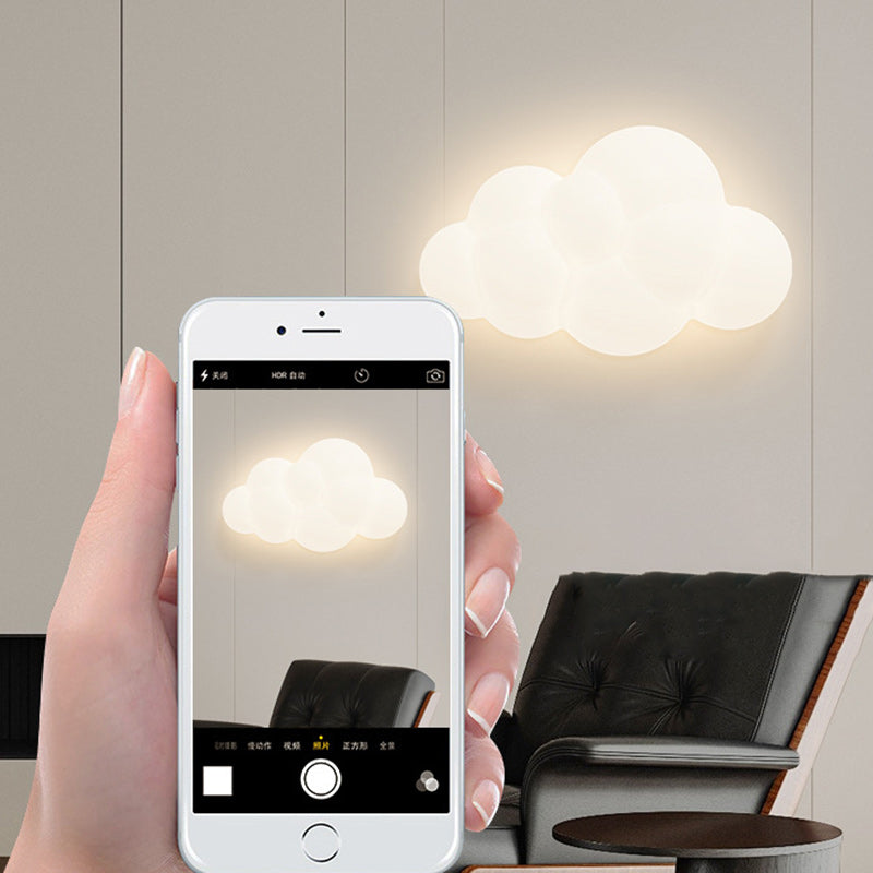 Lampada da Parete LED a Forma di Nuvola in PE Creativa e Contemporanea per Camera da Letto e Soggiorno
