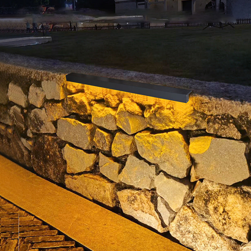 Lampada da Parete LED da Esterno con Striscia in Alluminio Temperato e Vetro, Impermeabile e Minimalista